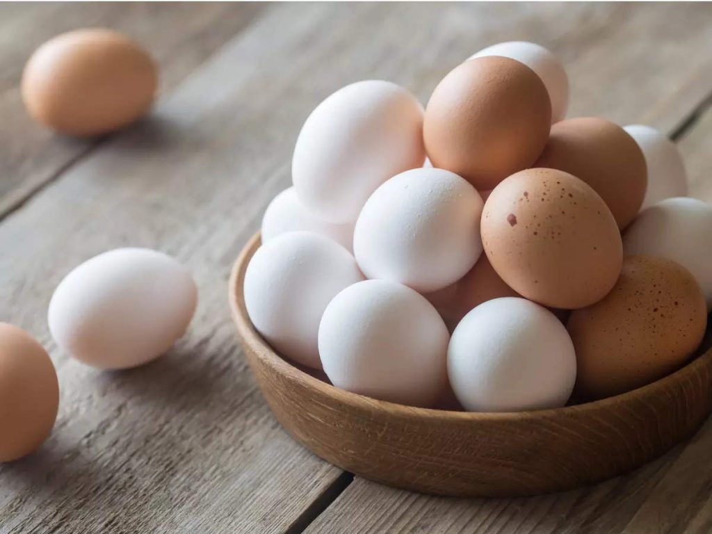 Brown vs. white eggs: What’s the difference, and which one is good for weight loss?  | The Times of India