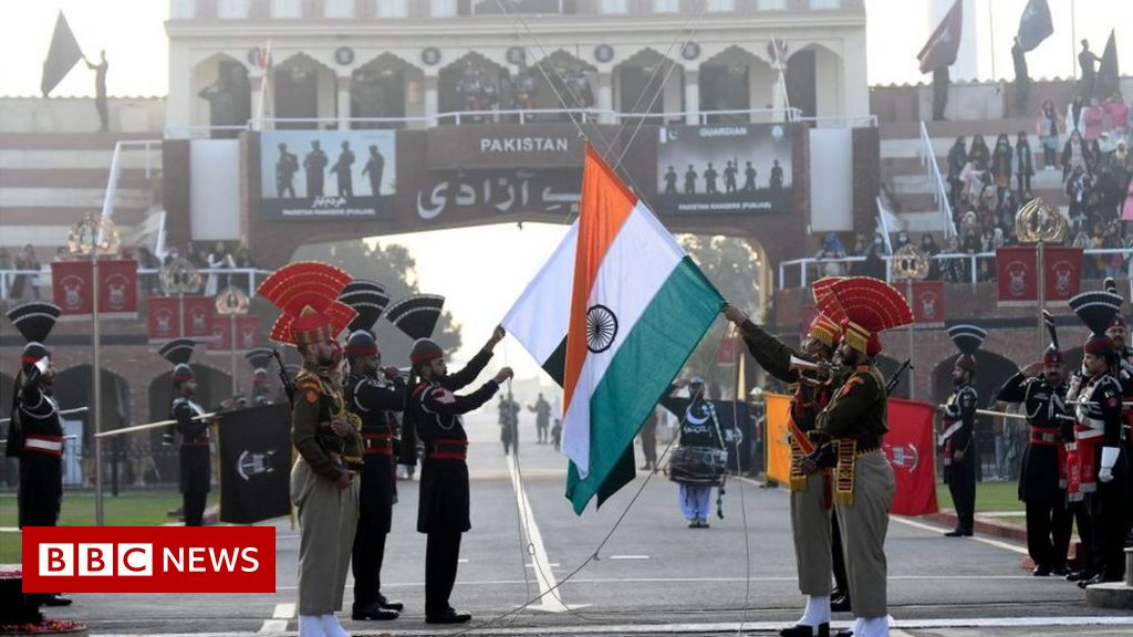 India investigates missile that landed in Pakistan