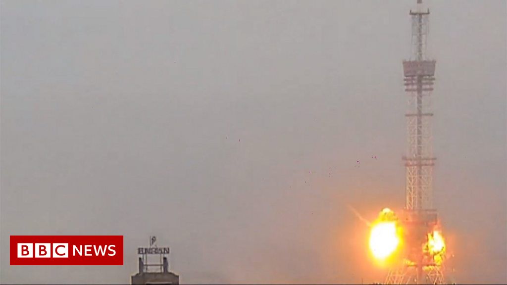 Ukraine: Kyiv TV tower struck by Russian missile