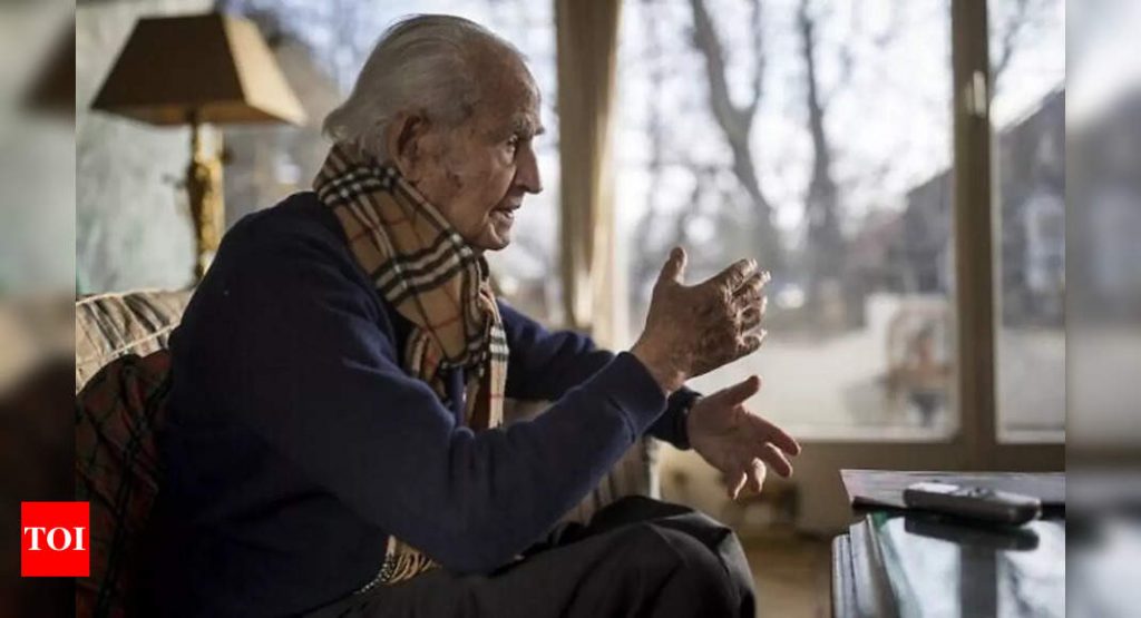 schwarzbaum:  German Holocaust survivor Schwarzbaum dies aged 101 – Times of India